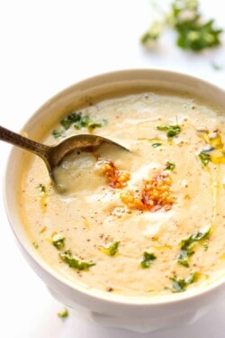 Roasted Garlic Cauliflower Chowder - ready in 30 minutes and PACKED with plant-based protein (vegan + GF)