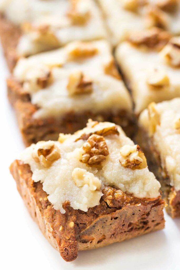 Vegan Carrot Cake Breakfast Bars with quinoa and hemp hearts for added protein!