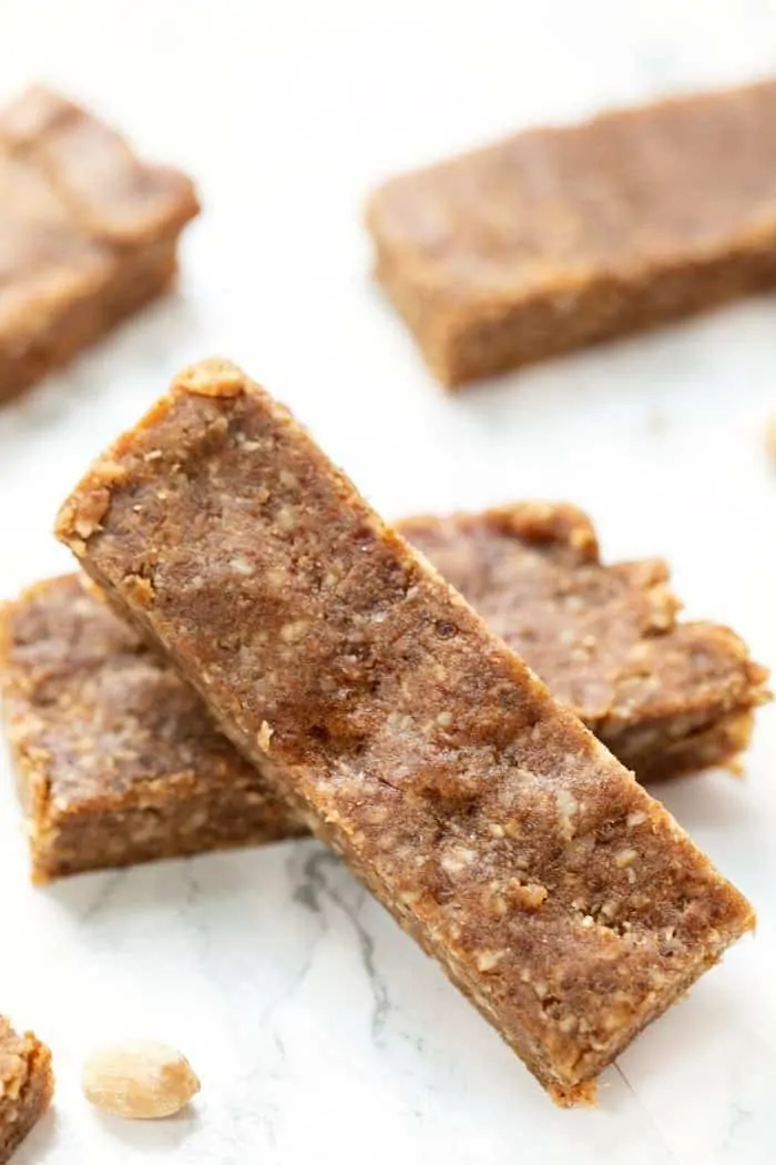 Healthy Protein Bars with Peanut Butter